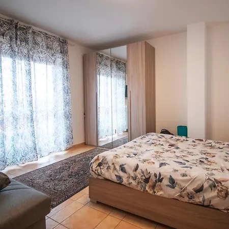 Luminoso * פסקיארה דל גארדה